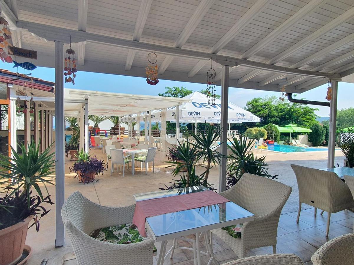 семеен Golden Place 3* Σωζόπολη